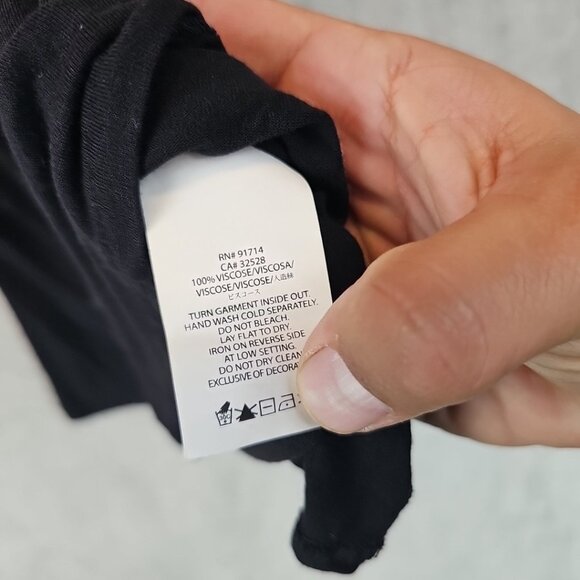 Armani Exchange Tank Top Womens Size S Black Chain Link Detail Flowy Viscose - Picture 6 of 8